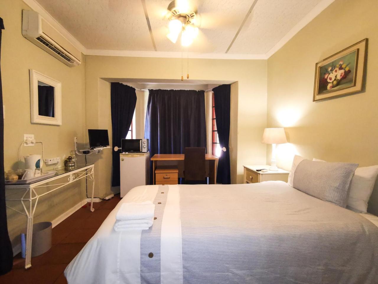 Loerie Guesthouse 호에드스프뤼트 외부 사진